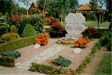Rita & Kajs gravsted p Struer Kirkegrd.